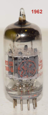 (!!) (SINGLE) 12AY7 GE low hours/tests like new 1962 in white box (2.8/2.8ma) 1% section balance