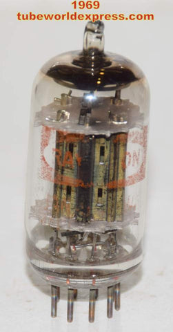 (!!) (Best Value Single) JAN-5687WA Raytheon bronze plates used/tests like new 1969 (41.5/43.5ma) (High Ma and Gm)