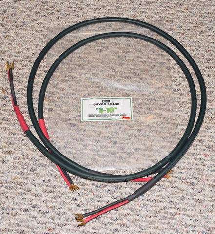 DH Labs Silver Sonic Q-10 speaker cables spade to spade 4 ft. (used/good)