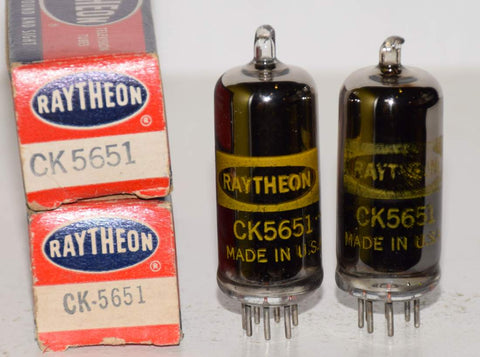 (!) (PAIR) CK-5651 Raytheon NOS 1960's