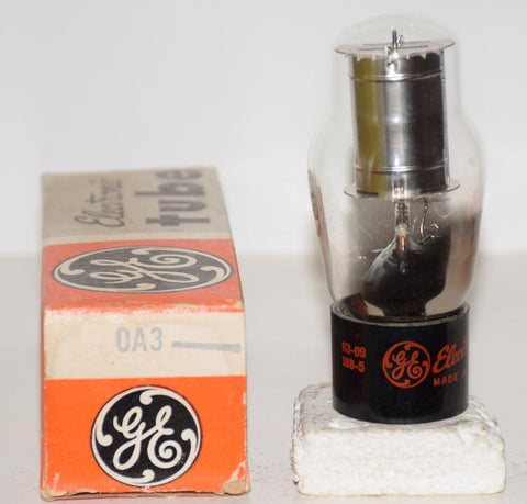 0A3 GE NOS 1963 slightly tilted glass (neon)