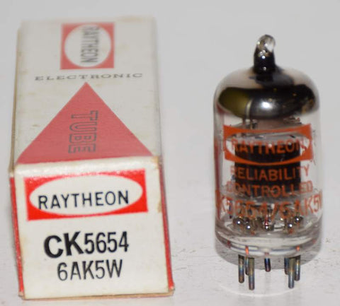 5654=6AK5W Raytheon black plate NOS 1960's (7.4ma)