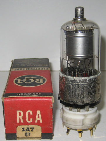 1A7GT RCA NOS 1949 a few stress cracks in base (117/60)