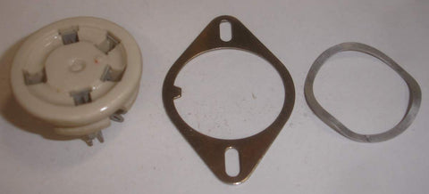 5-pin (UX-5) Amphenol, Chicago USA NOS ceramic chassis mount socket with mounting bracket and wavy washer (1 in stock)